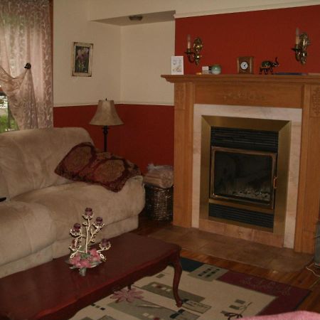 Bed and Breakfast Ici Et Maintenant Magog Exterior foto