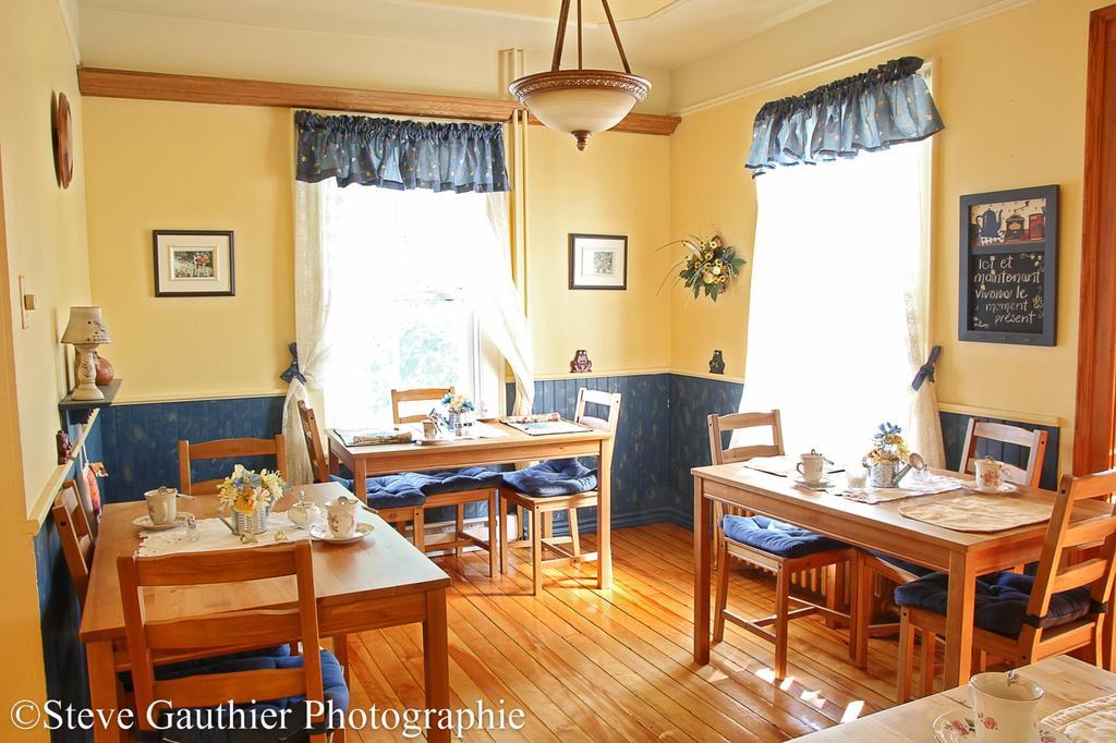 Bed and Breakfast Ici Et Maintenant Magog Exterior foto