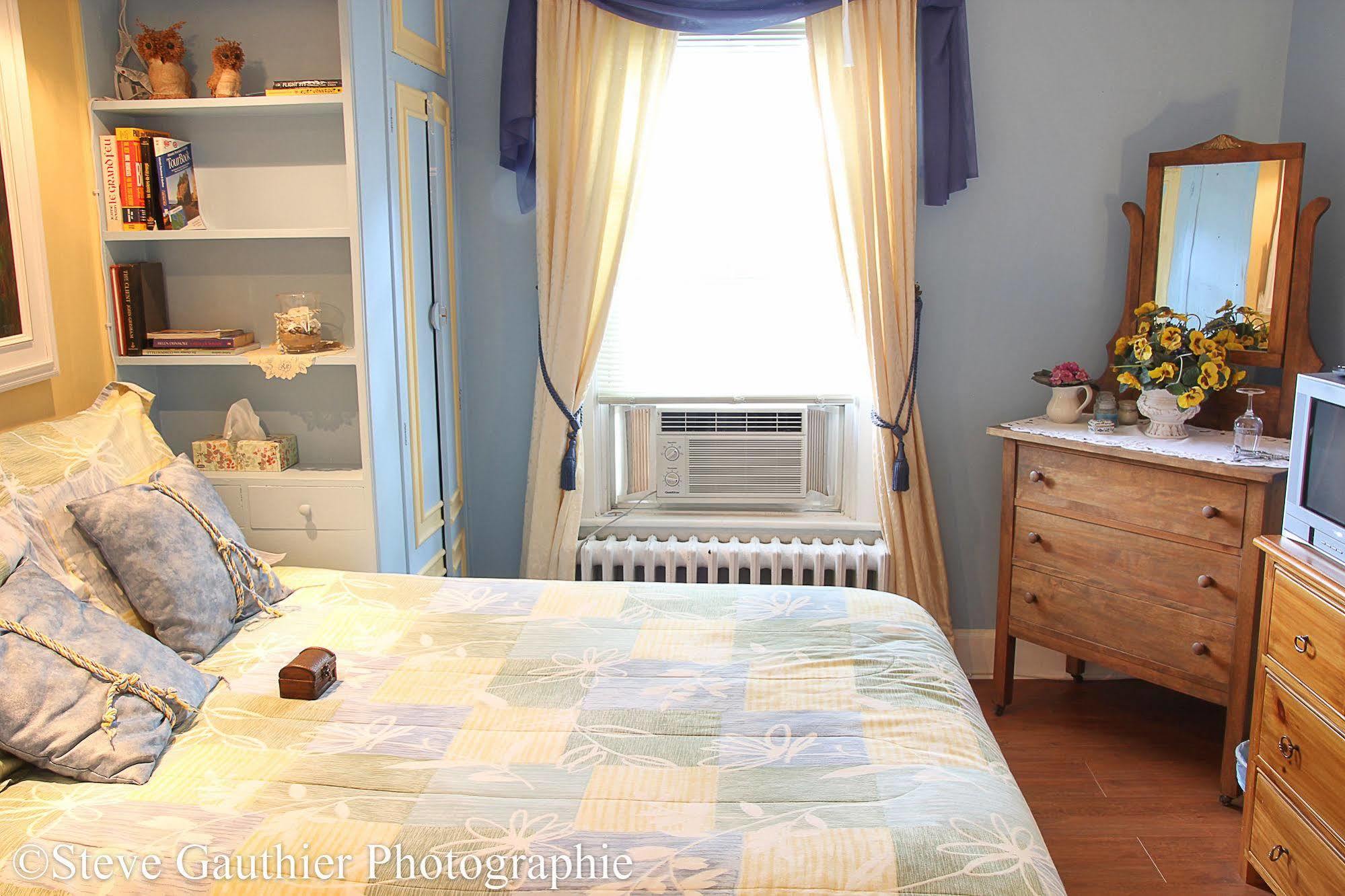 Bed and Breakfast Ici Et Maintenant Magog Exterior foto